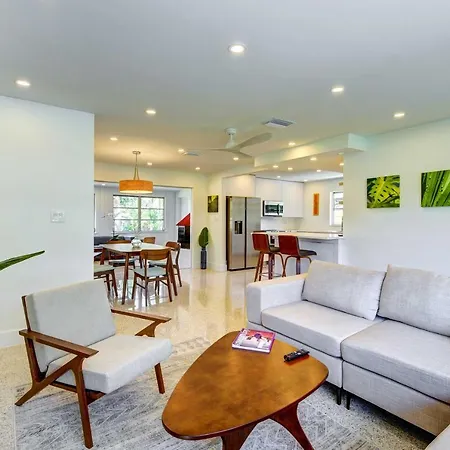 Charming Sarasota Vacation Home Near Downtown